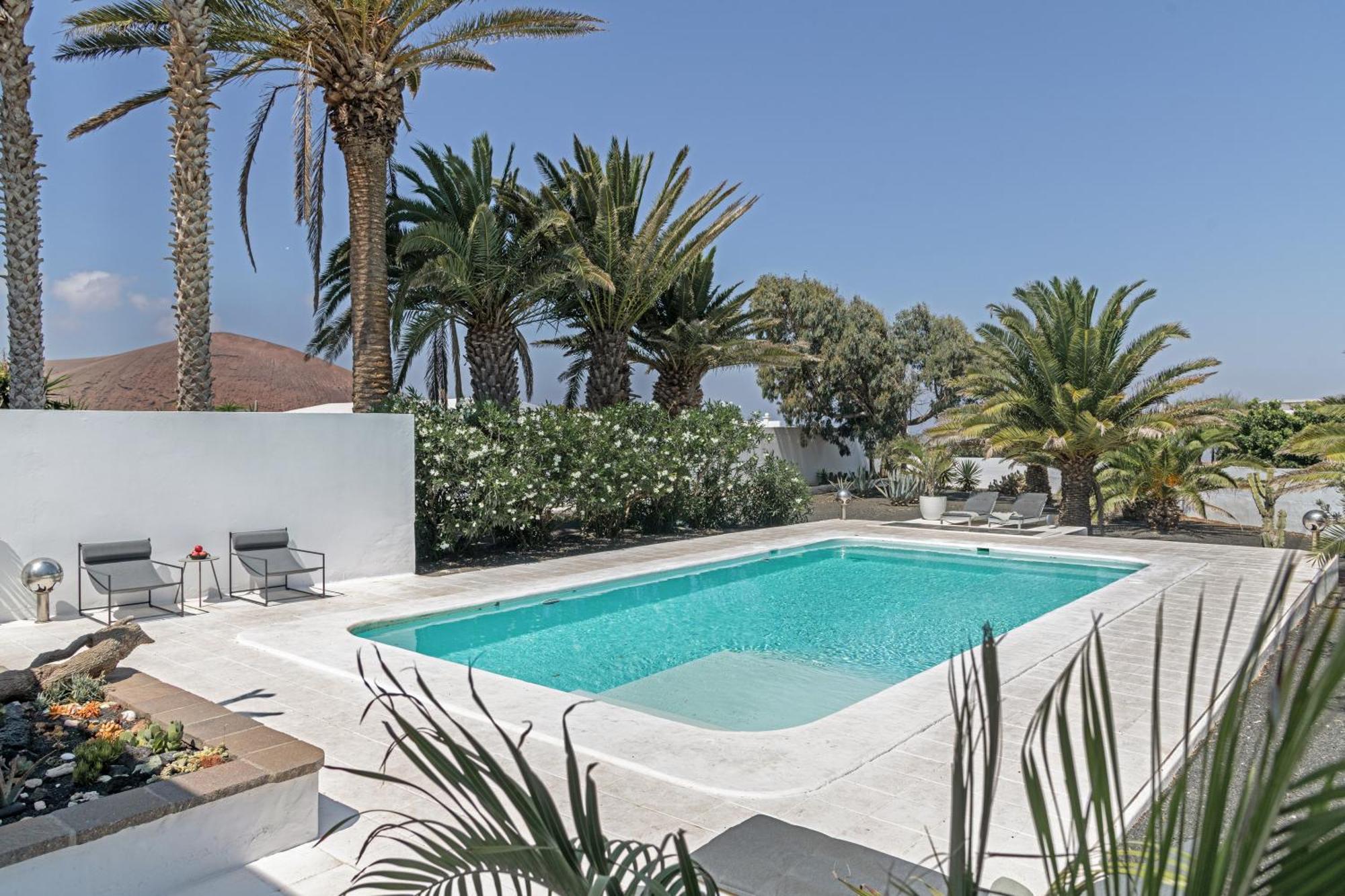Amonita Villa Tiagua